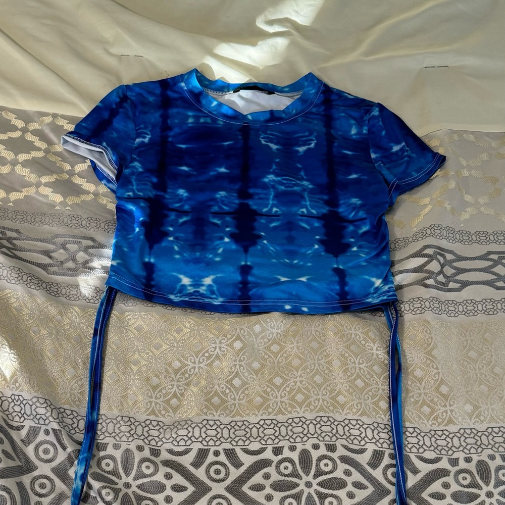 SHEIN Ocean Blue Tie-Dye Crop Top